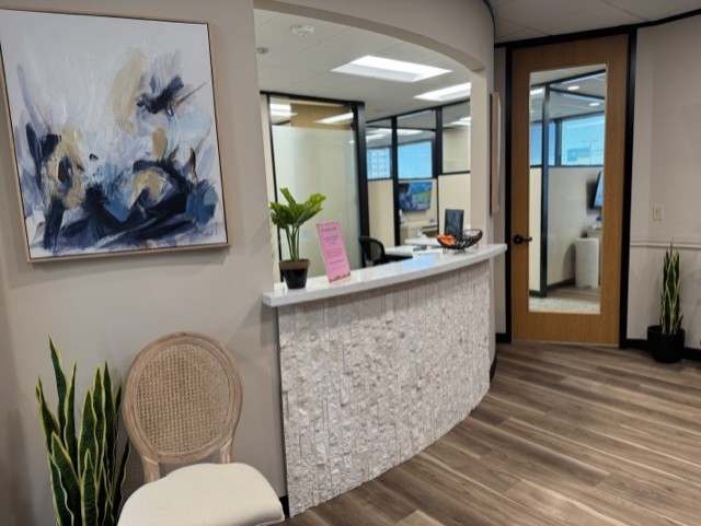 Plum Dental Associates | Ceramic Crowns, Extractions and Digital Radiography